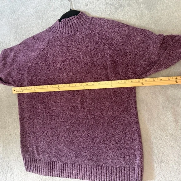 WinterSilks Women's 100% Silk Knit
Sweater Size L Purple Long Sleeve
Crewneck - Picture 7 of 9
